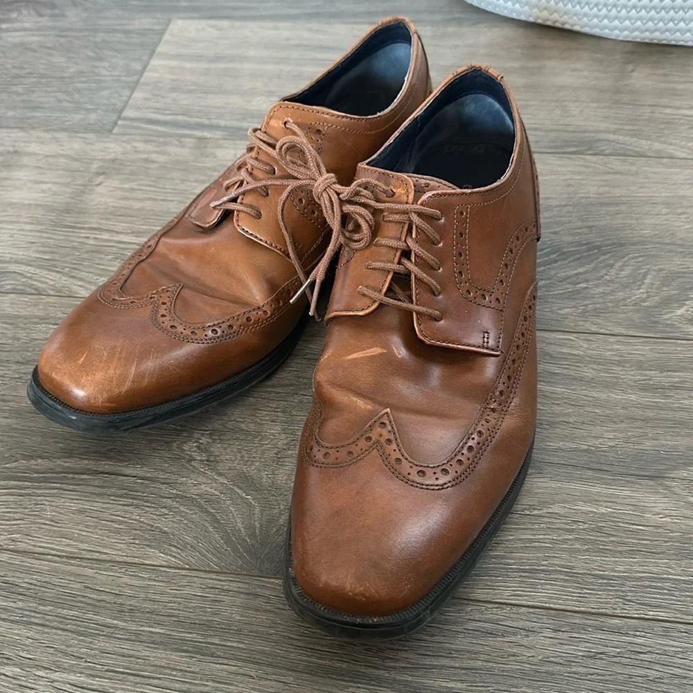 Cole Haan Men’s Brown Dress shoes size 9